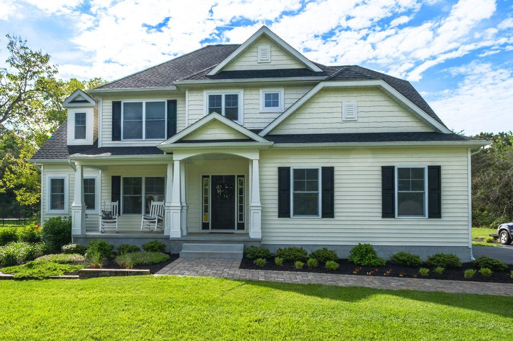 Grand white home exterior | Exteriors | Bay to Beach Builders | Greenwood, DE 19950