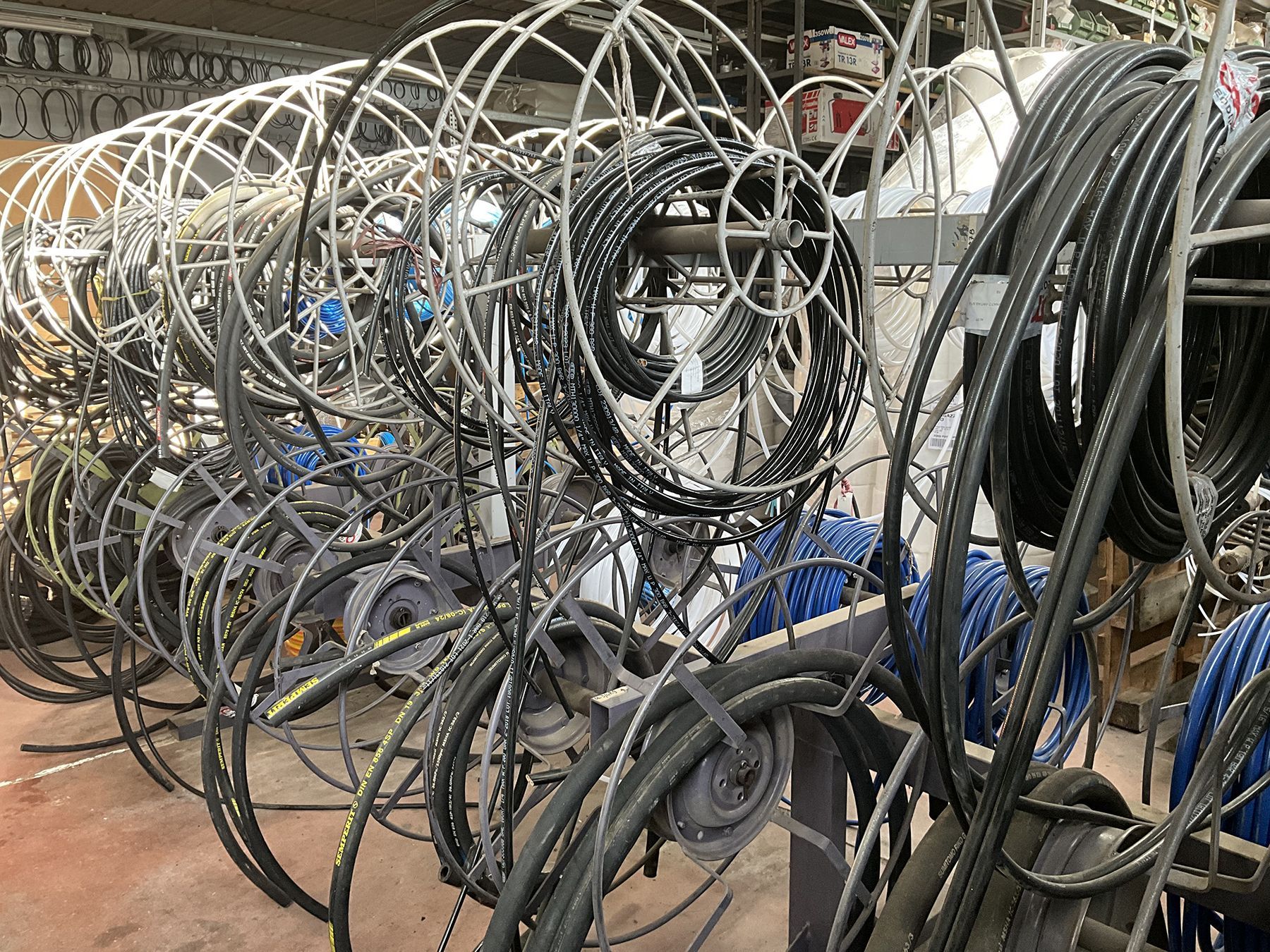 Tubi e raccordi oleodinamici