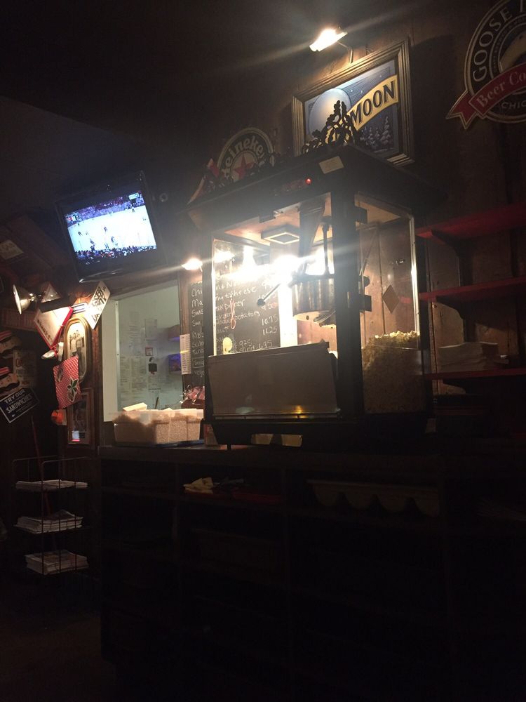 Pop Corn Machine — Columbus, OH — Plank's Cafe & Pizzeria