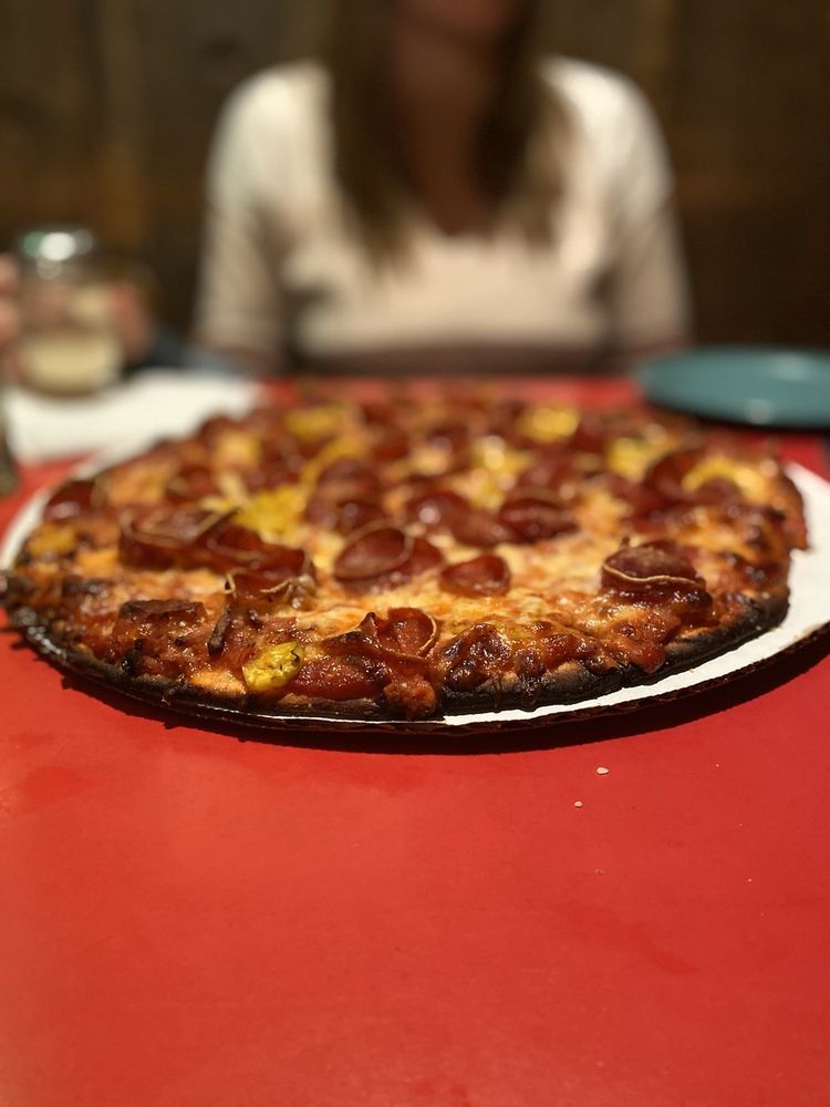 Pizza — Columbus, OH — Plank's Cafe & Pizzeria