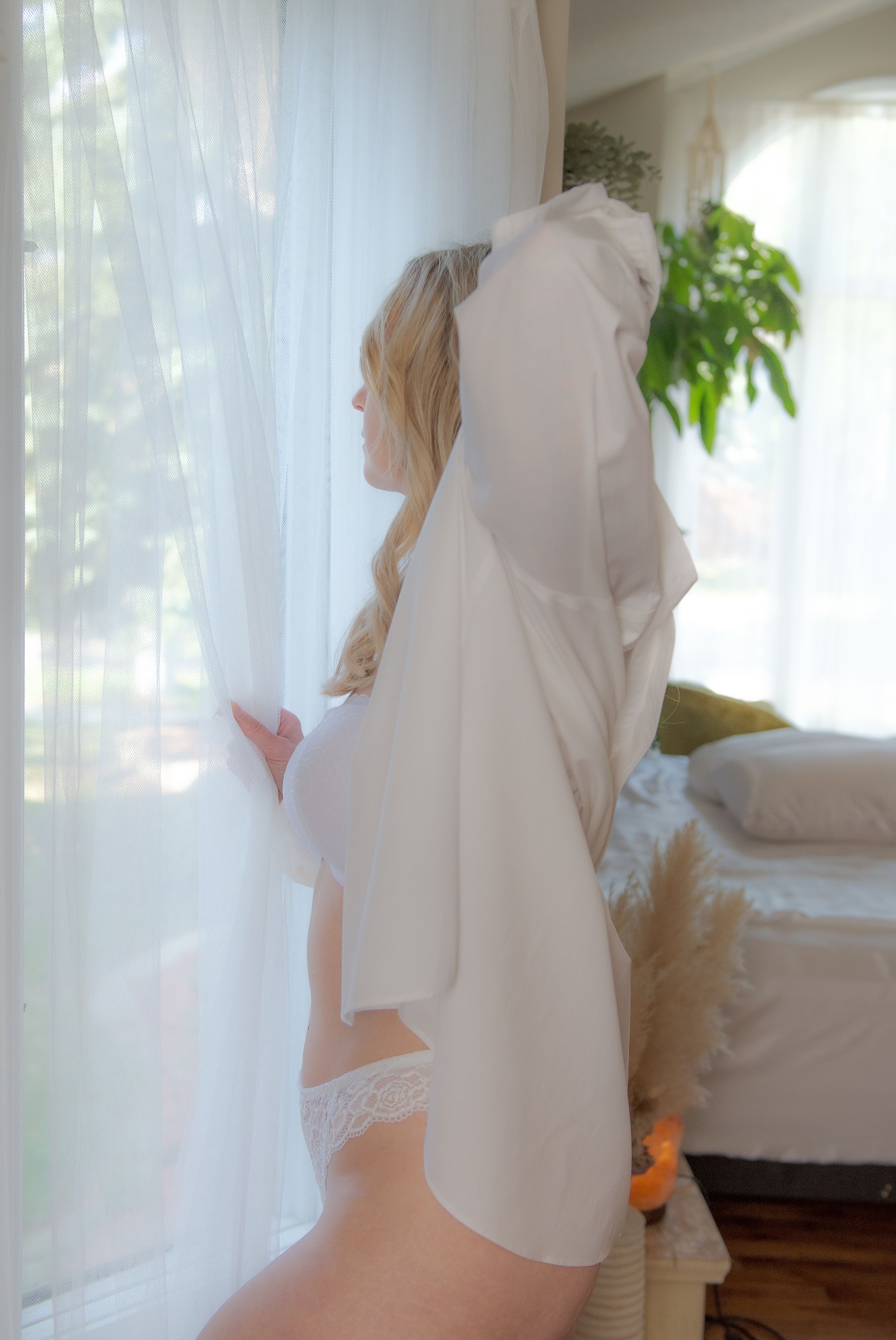 Boudoir Gallery | Touchless Photography - Boudoir Photographer in Edmonton 