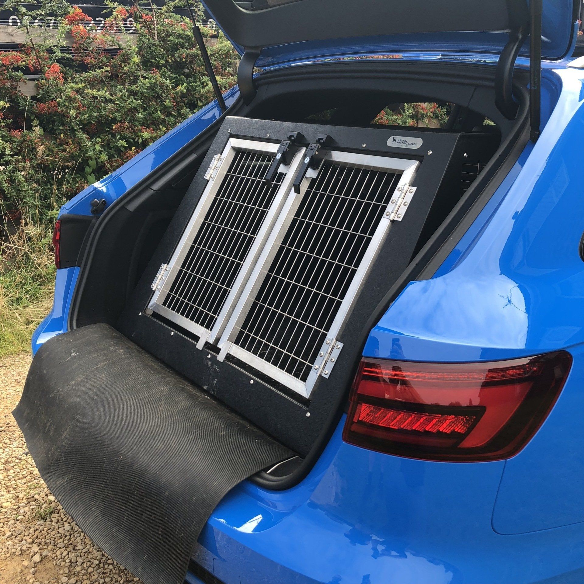 Animal Transit Boxes Dog Car CagesDog Travel BoxDog Boxes