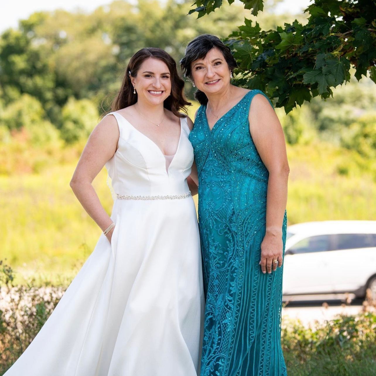 natural wedding makeup. pittsburgh, pa. bridal makeup. bridal mua. wedding makeup artist. moriah e beauty. skysight photography.
