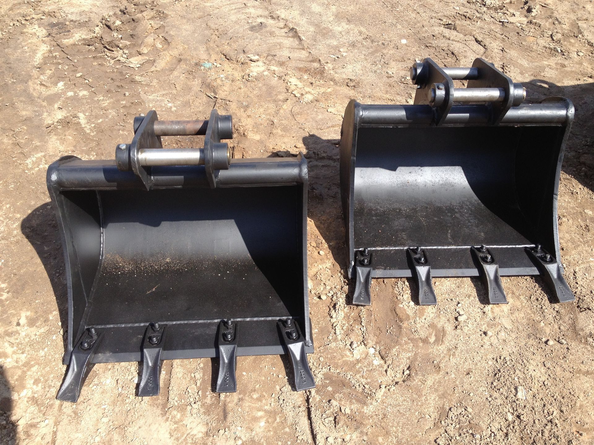 kaušai ekskavatoriams