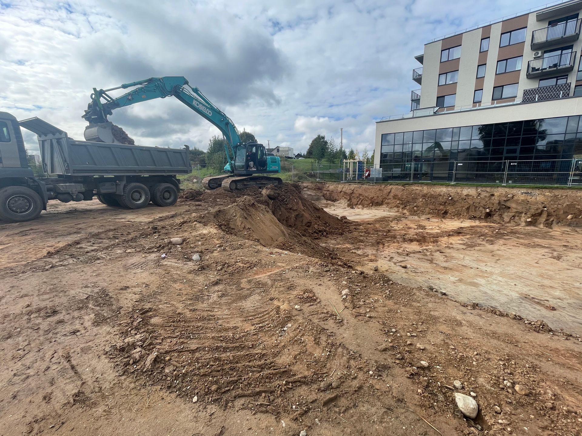 Grunto kasimas ir išvežimas