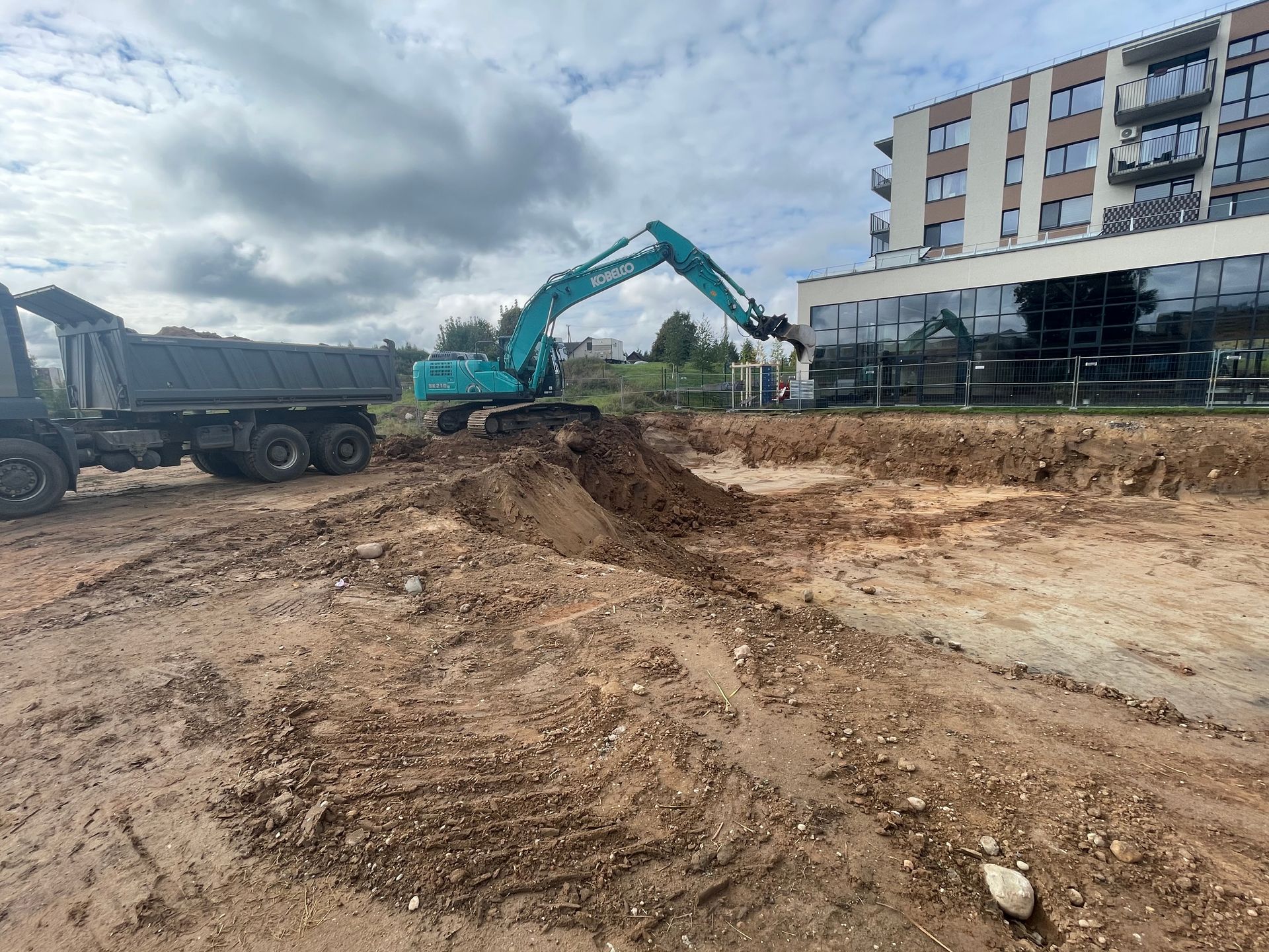 Grunto kasimas ir išvežimas