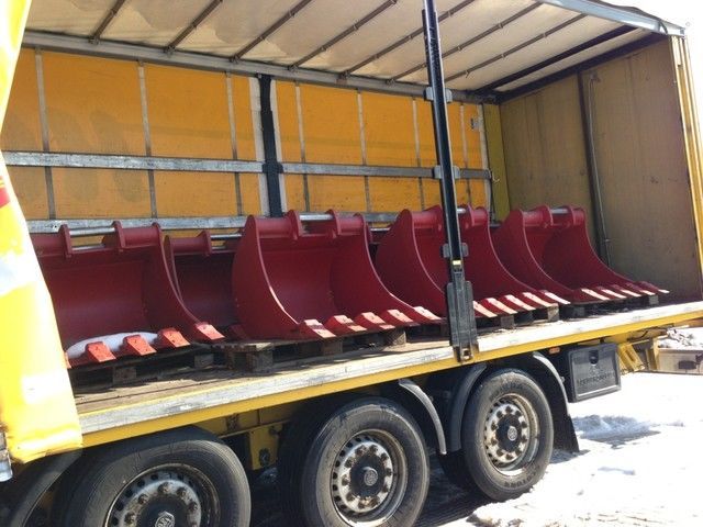 kaušai ekskavatoriams