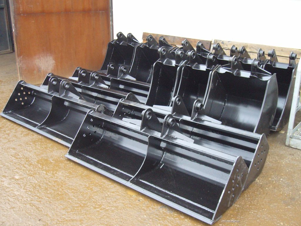 kaušai ekskavatoriams