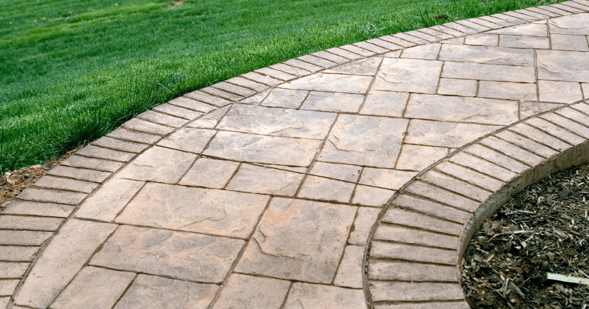 New concrete driveway in Lakeland, FL