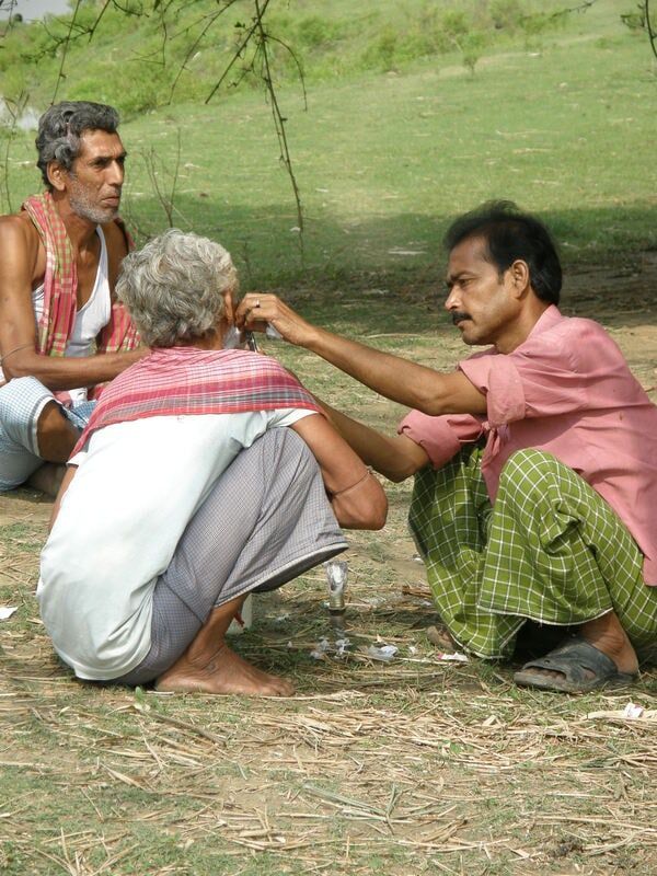 Shaving in the street