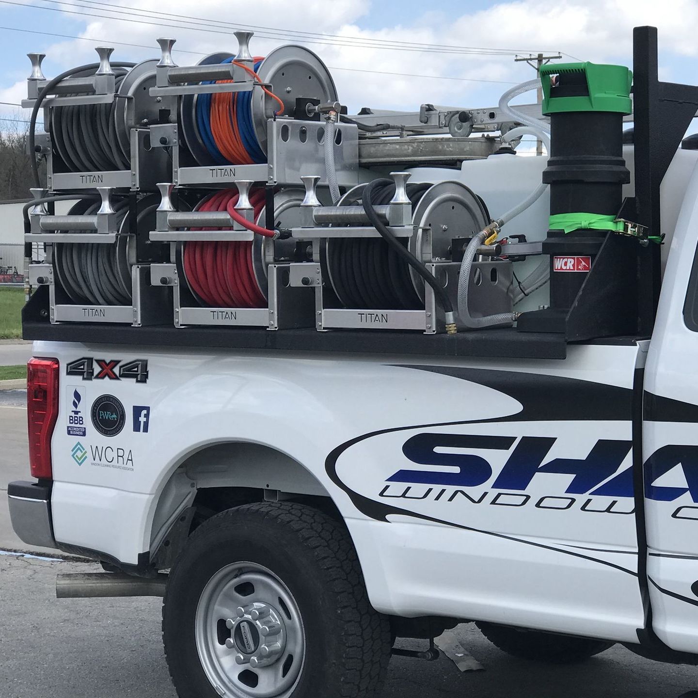 Hulett Installed Custom Metal Fabrication to Outfit a Commercial Truck in Missouri.