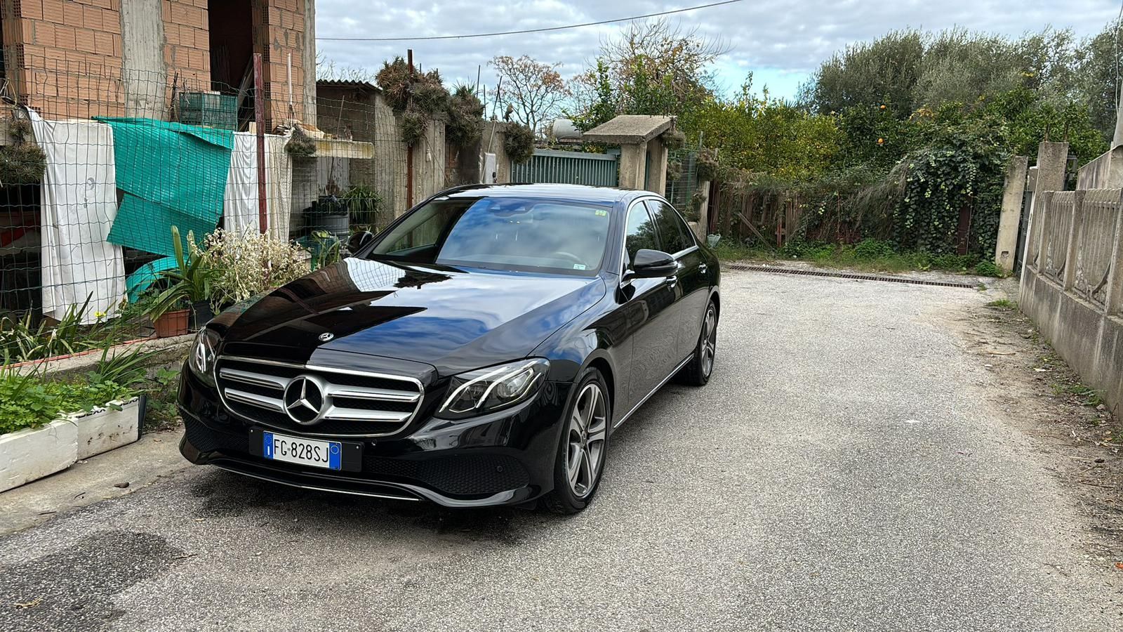 dettaglio auto NCC servizi taxi Vibo-Pizzo - Lamezia - Tropea