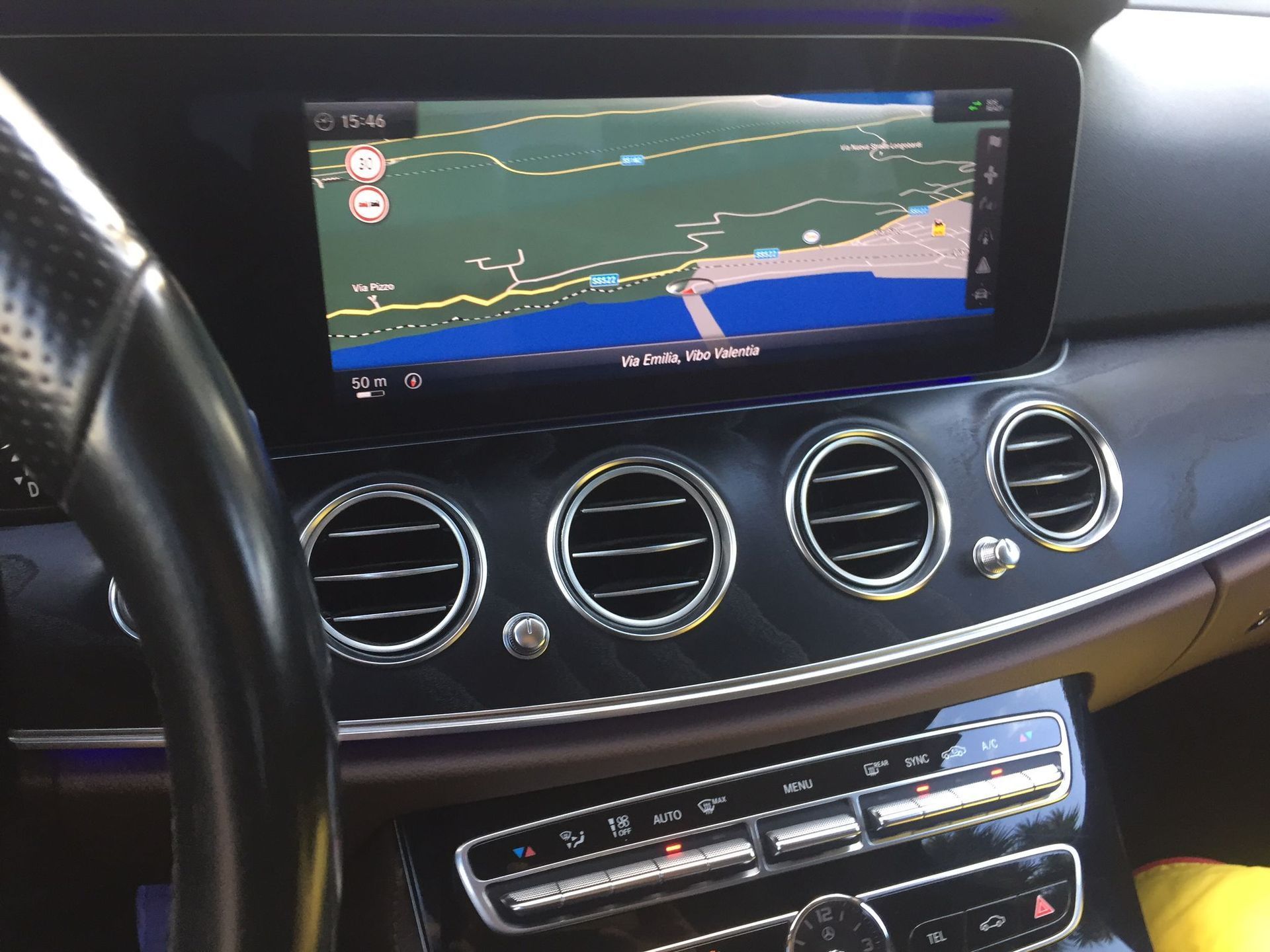 sedili confort servizi taxi Vibo-Pizzo - Lamezia - Tropea