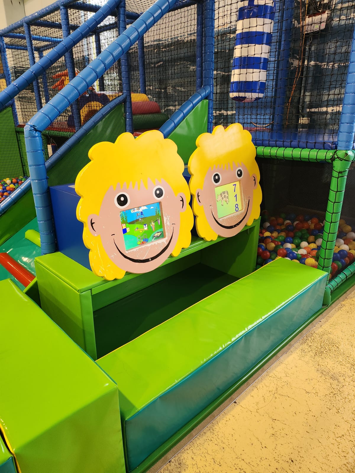 Indoorspielpark Mumpitz Lerncomputer