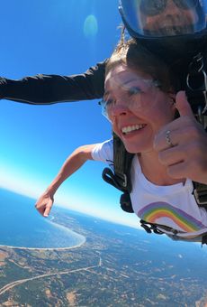 Skydive Santa Cruz Thumbs Up in Freefall