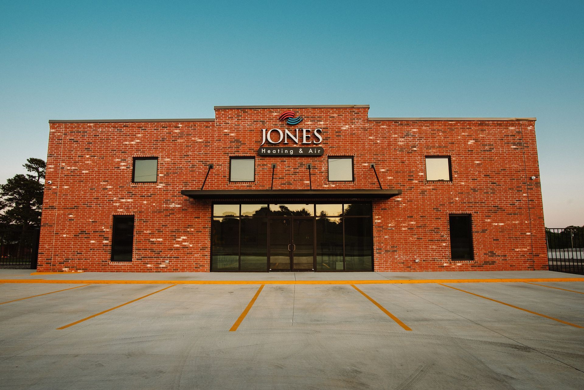 Jones Heating & Air Building — Benton, AR — Jones Heating & Air