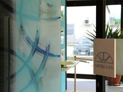 porta in vetro sabbiato