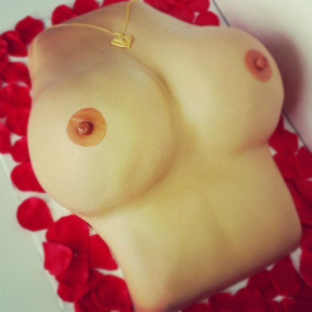 Titties cake