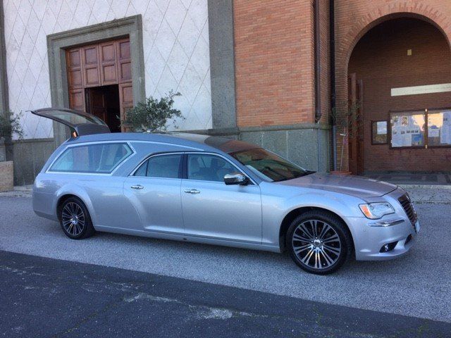 carro funebre jaguar