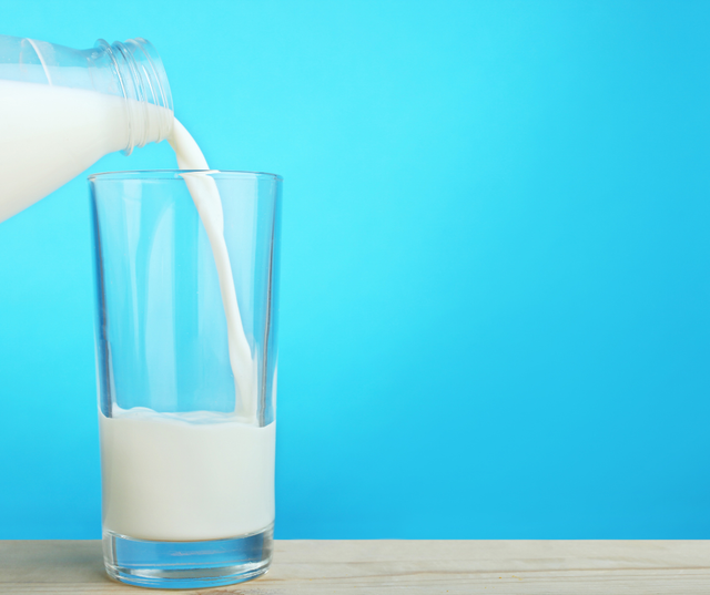 When Can Babies Drink Cow's Milk? - Transitioning from Formula or