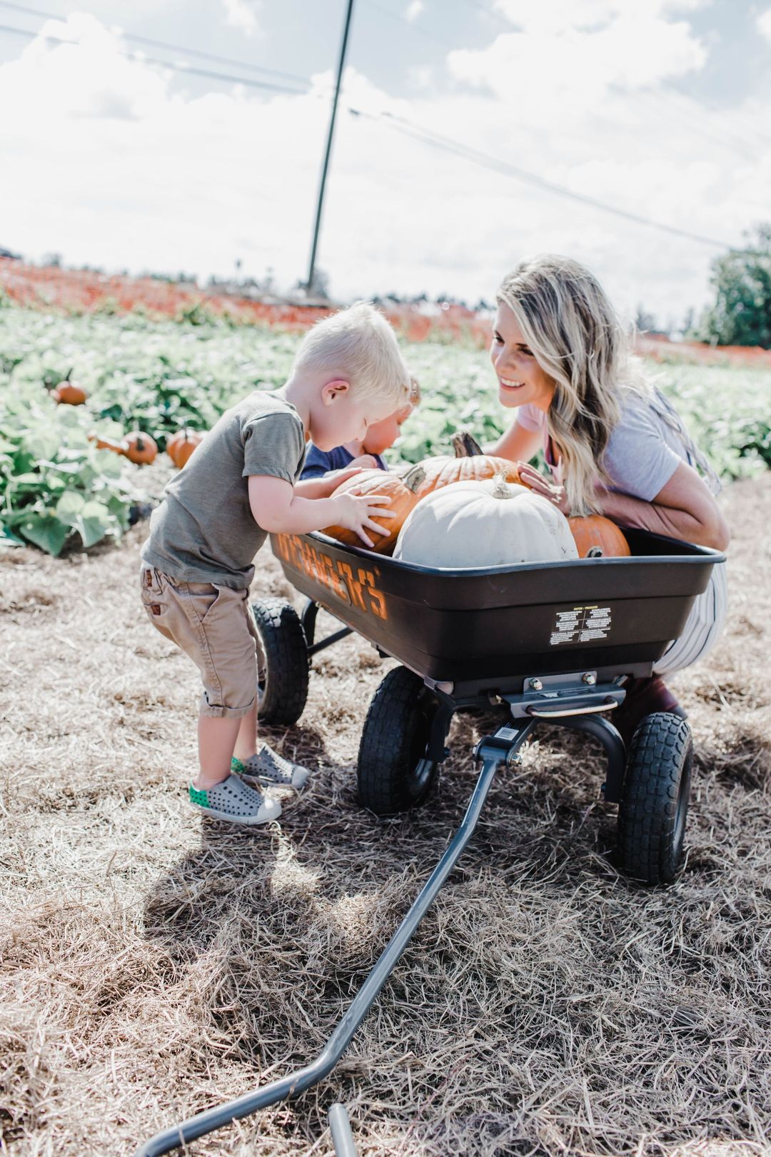 Kids_outside_Pumpkin_Patch