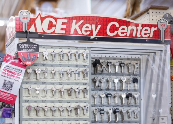 Ace key center