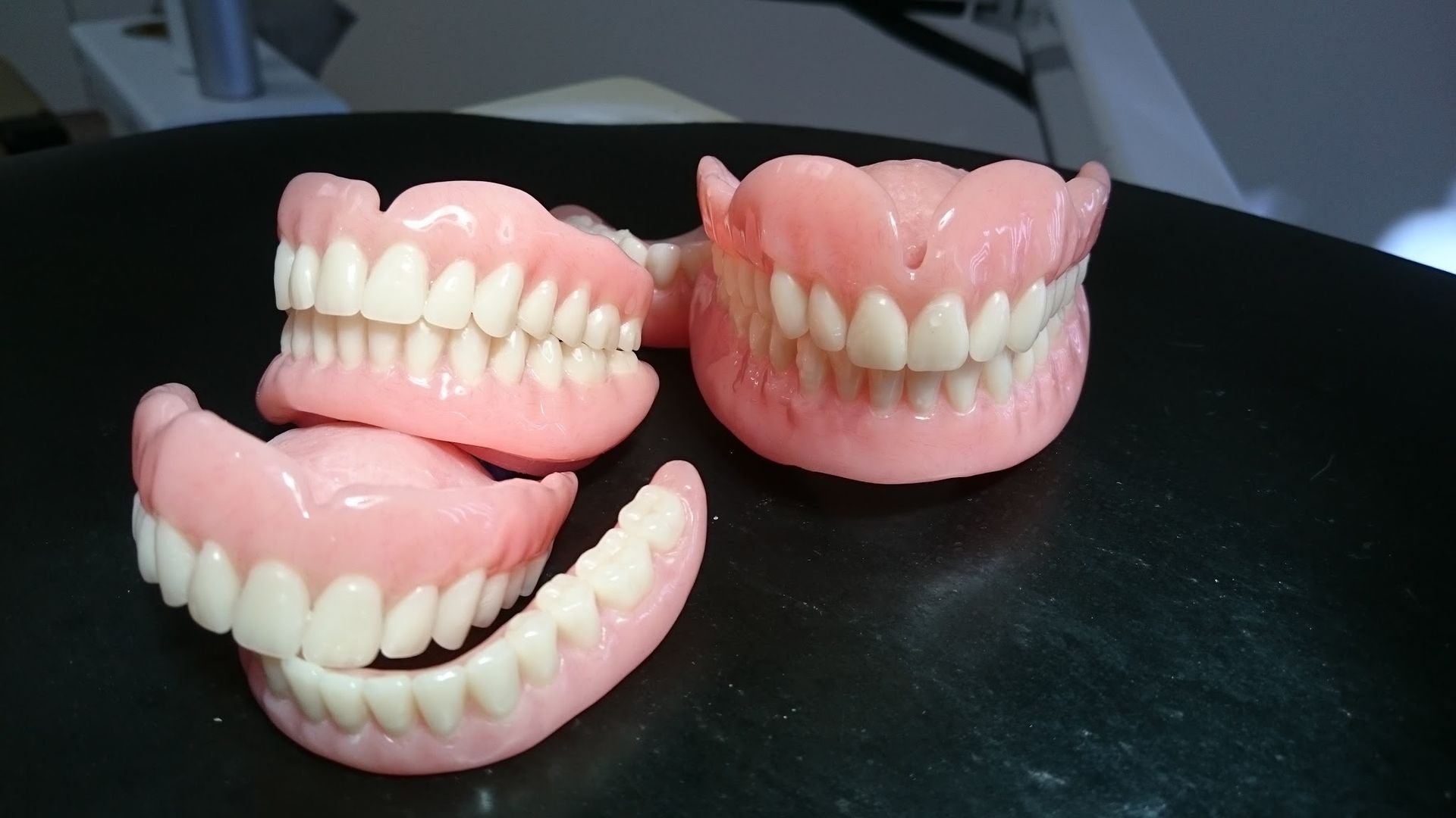 Complete Upper And Lower Dentures