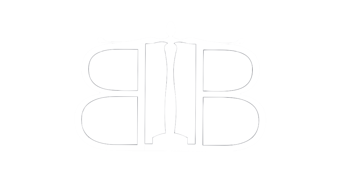 Ein weißes Logo mit dem Buchstaben B auf weißem Hintergrund.