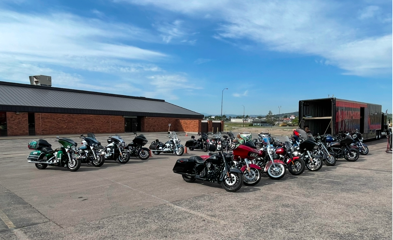 Extreme Hauling Transport, LLC
Motorcycle & Automobile Transportation Specialists