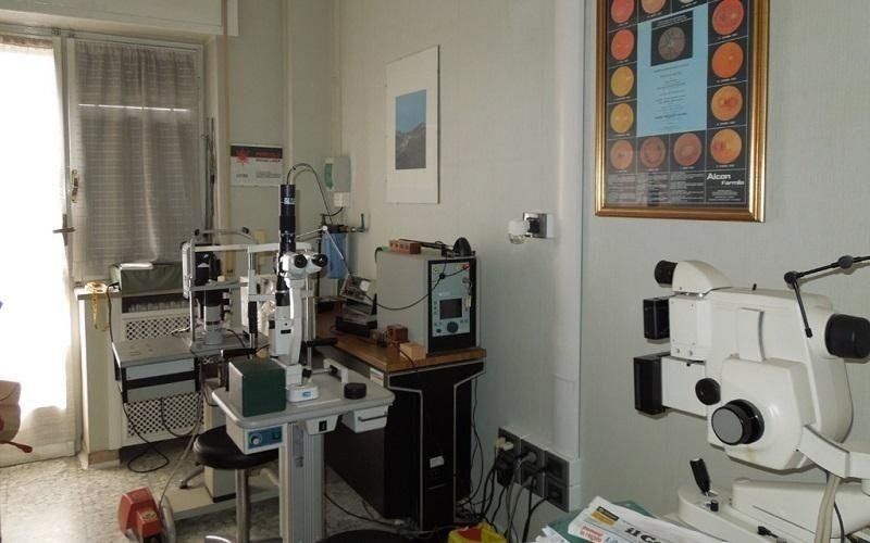 Studio con macchinari