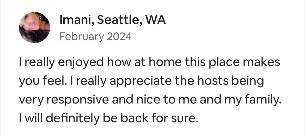 Five-star Airbnb reviews praising Arrivee's exceptional vacation rental management services