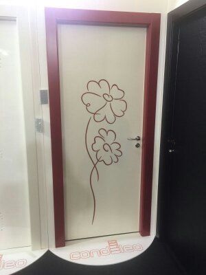 porta bianca e rossa