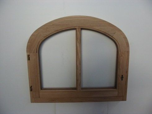 finestra ad arco