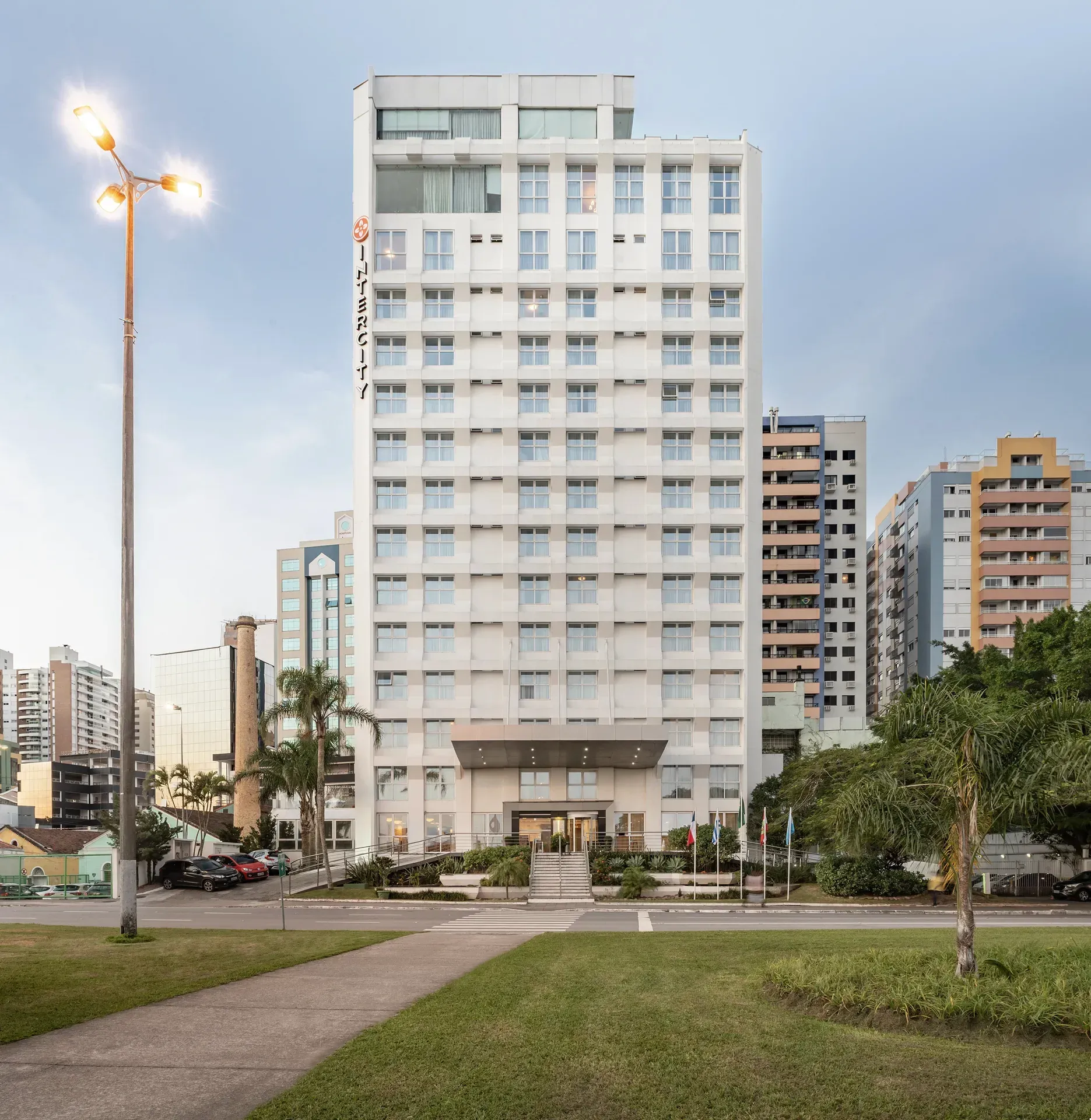 Hotel no centro de Florianópolis – Reserve no Intercity Florianópolis