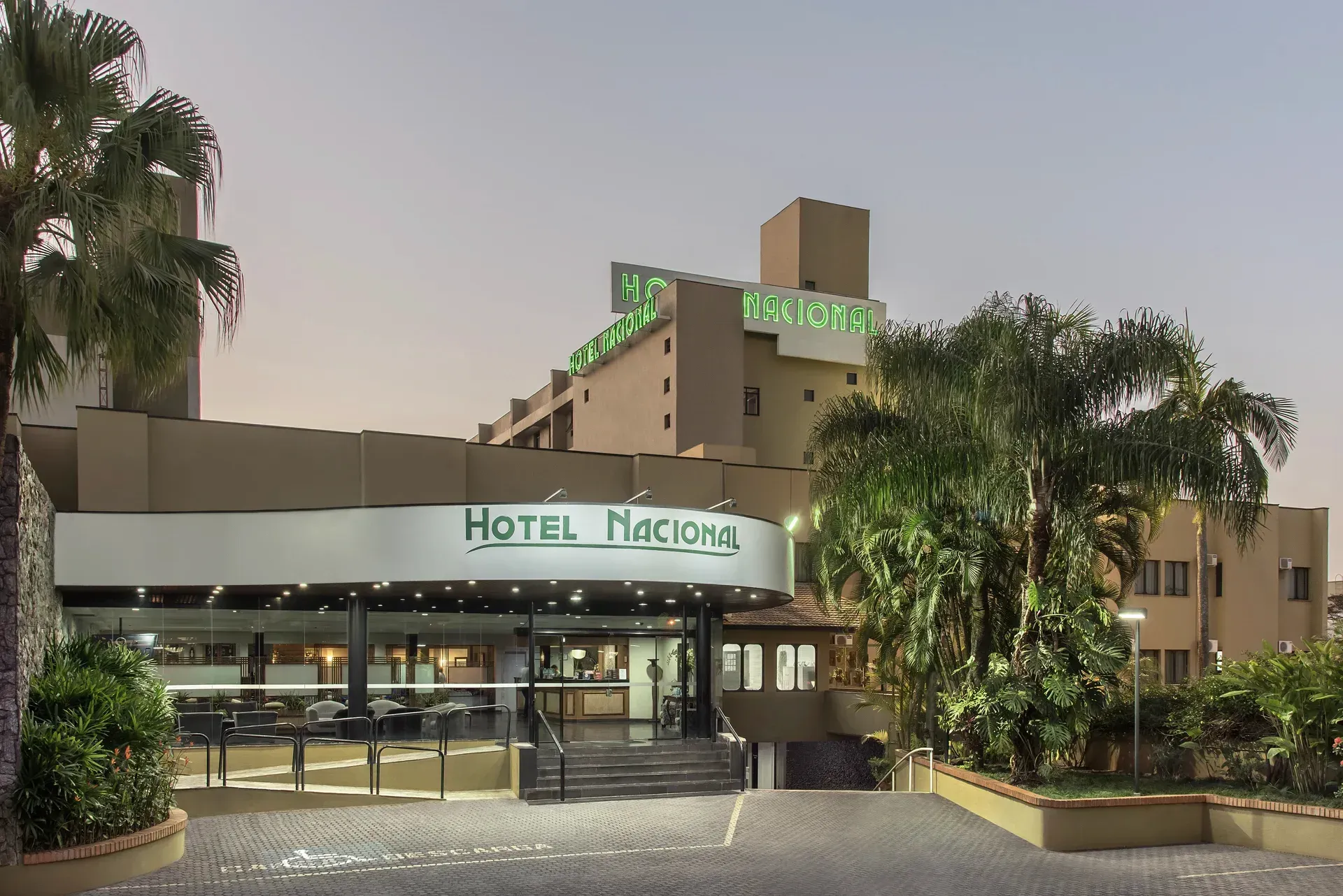 HOTEL NACIONAL DISTRIBUTED BY INTERCITY