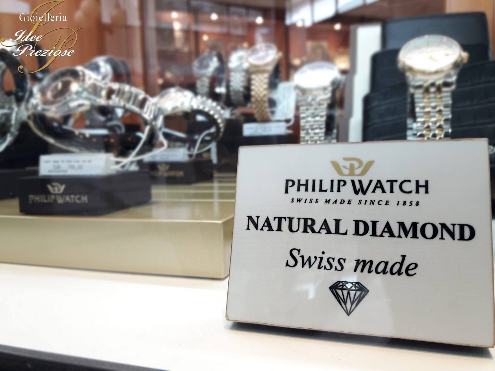 Vetrina dedicata agli orologi Philip Watch