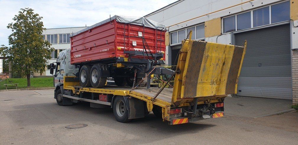 Statybinės technikos pervežimas