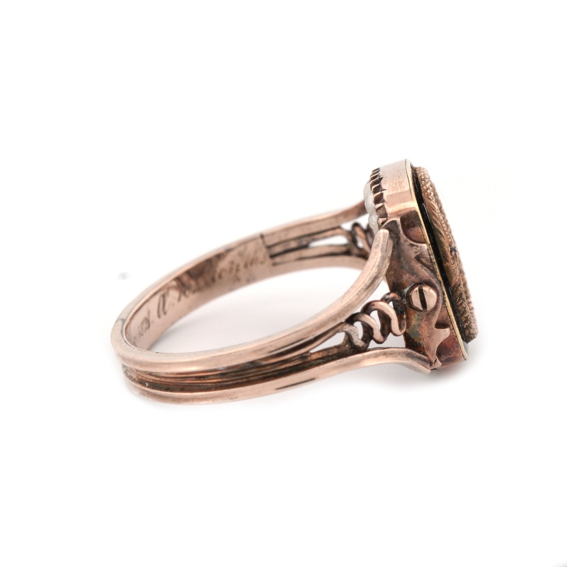 9kt Yellow gold Mourning ring from 1821