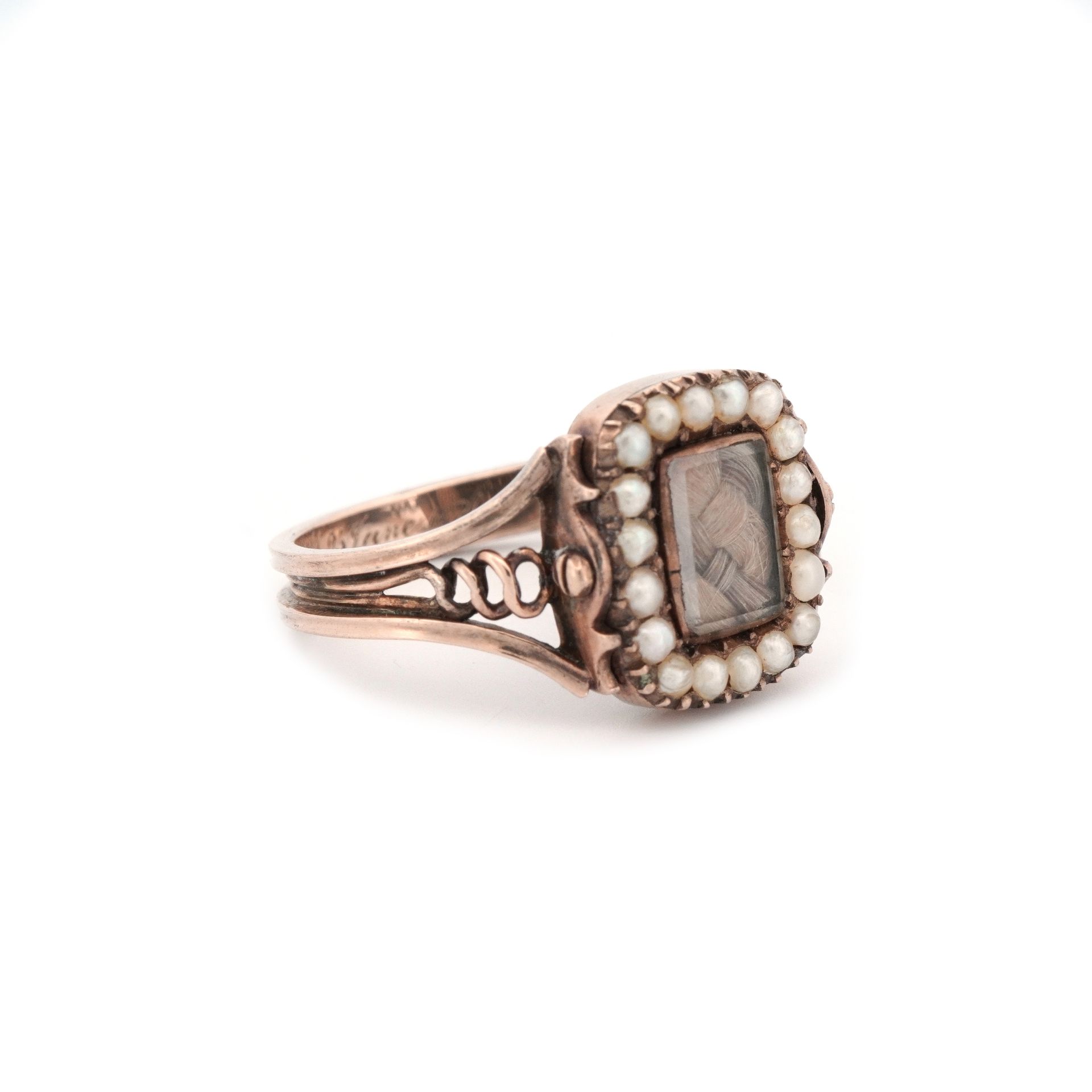 9kt Yellow gold Mourning ring from 1821