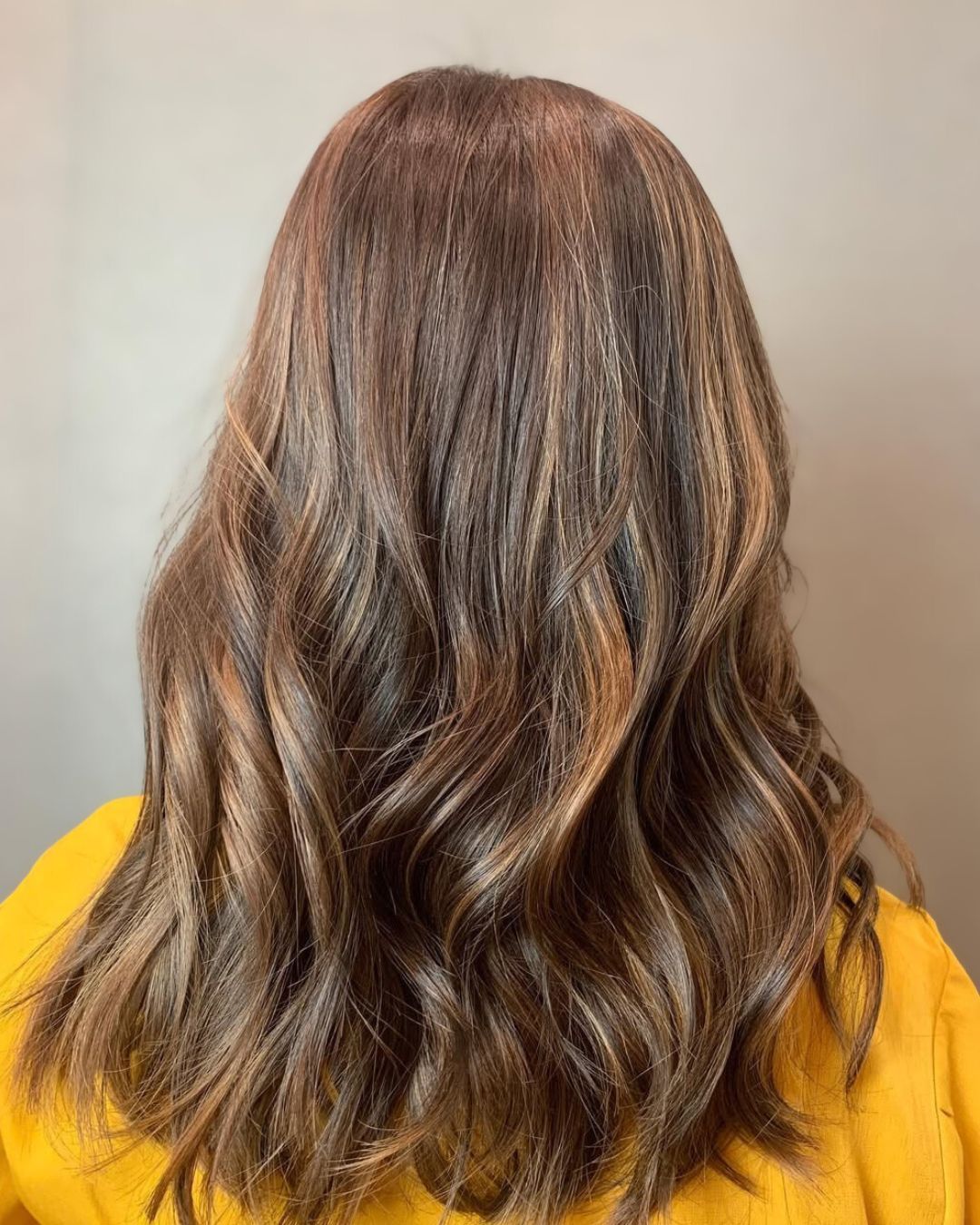 An image of a Honey Brown hair color Annfeng