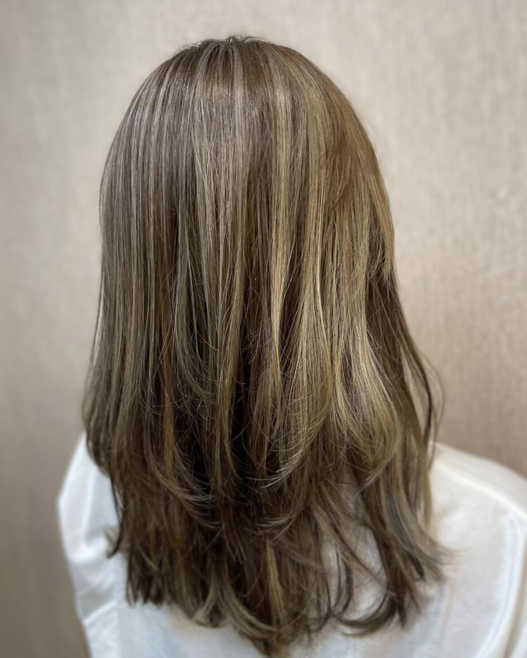 A photo of a bronde hair colour