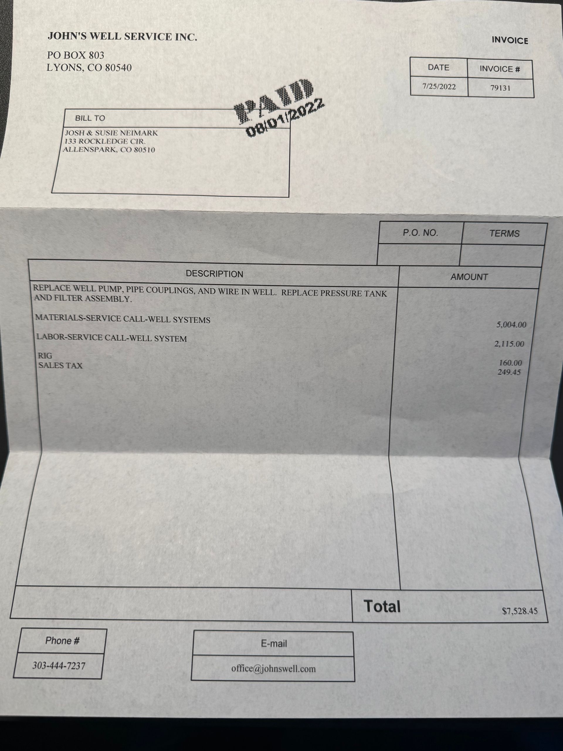 A piece of paper with the word mad on it