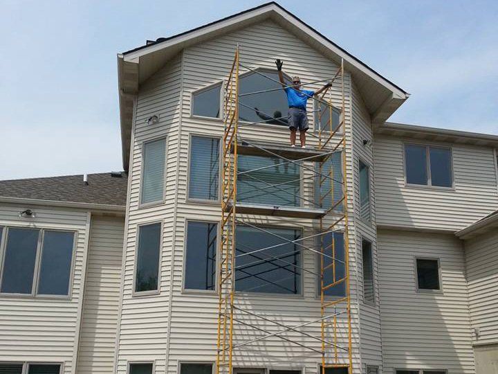 Glass window construction - Interior glass repair in Fort Wayne, IN