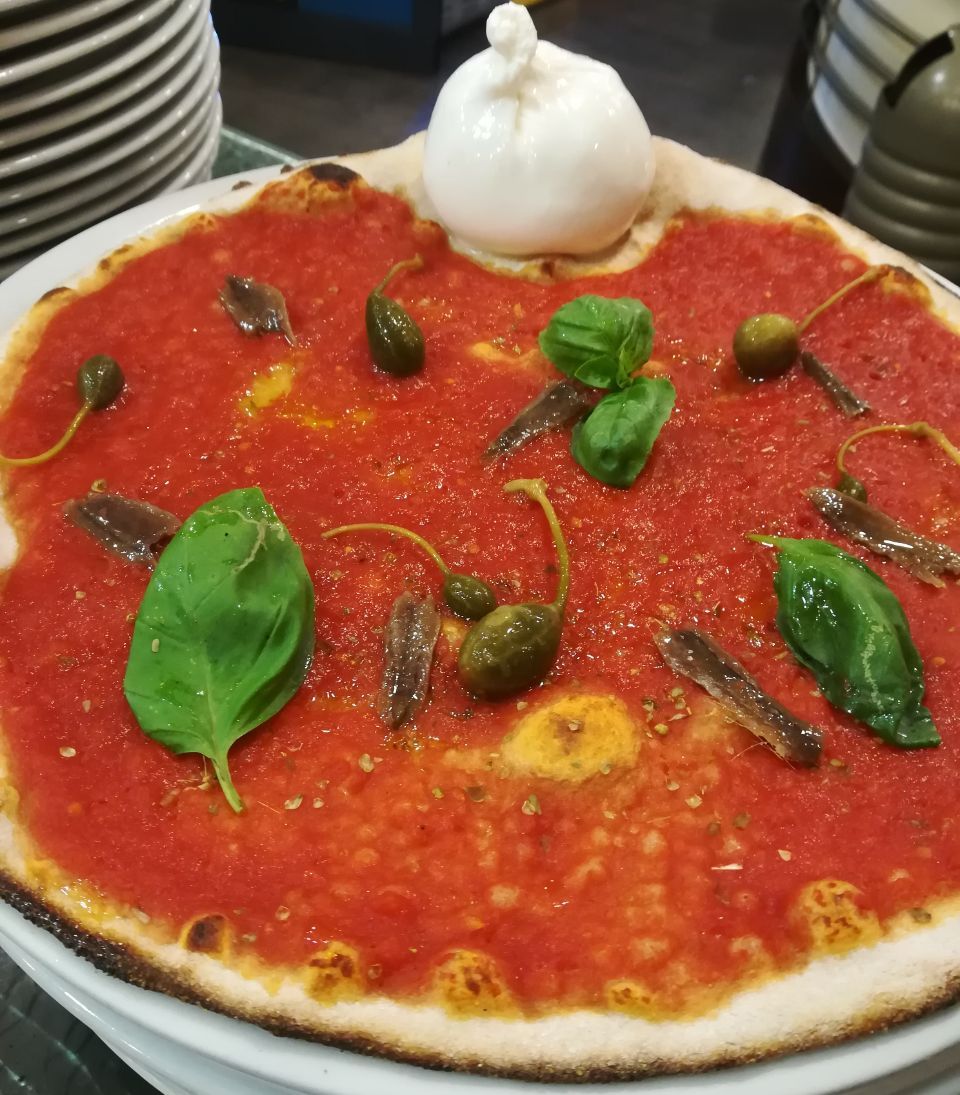 Pizza marinara
