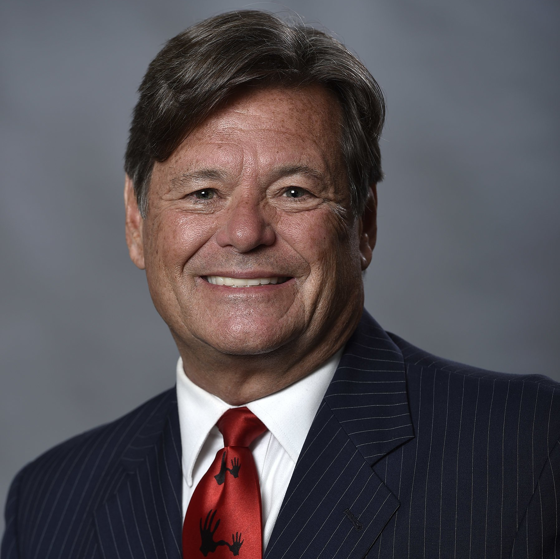 Headshot of candidate Lee Constantine