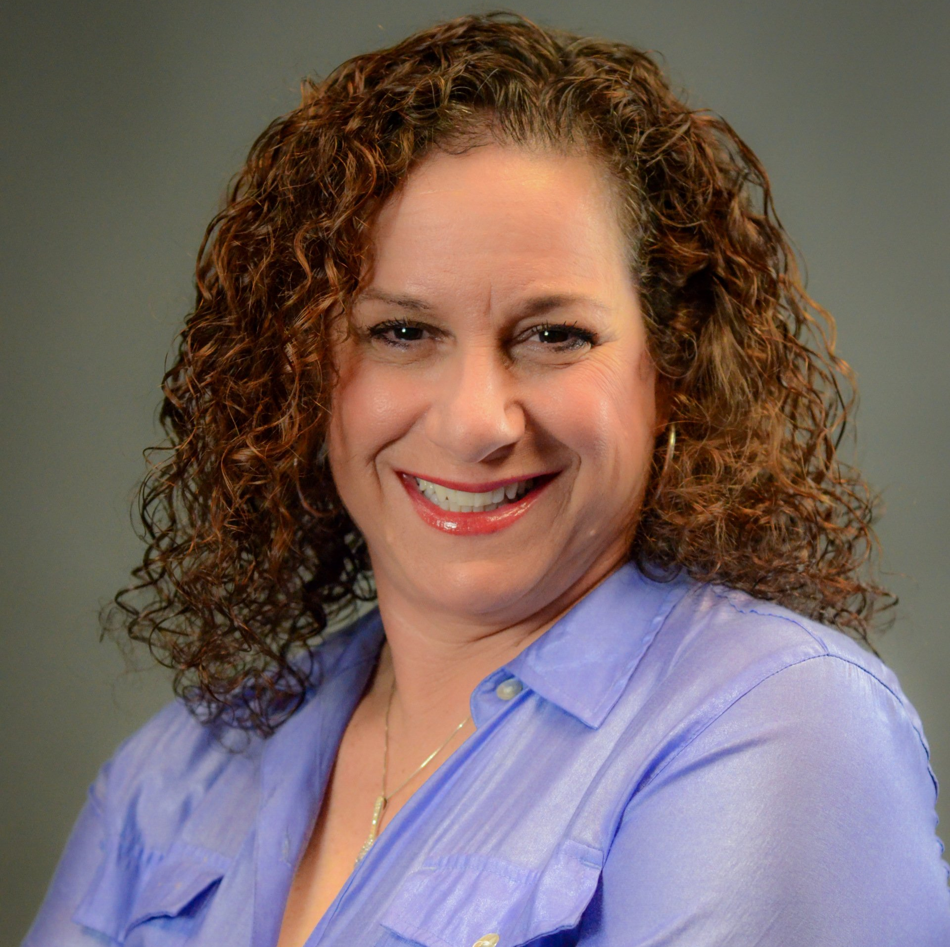 Headshot of candidate Lynn Moira Dictor