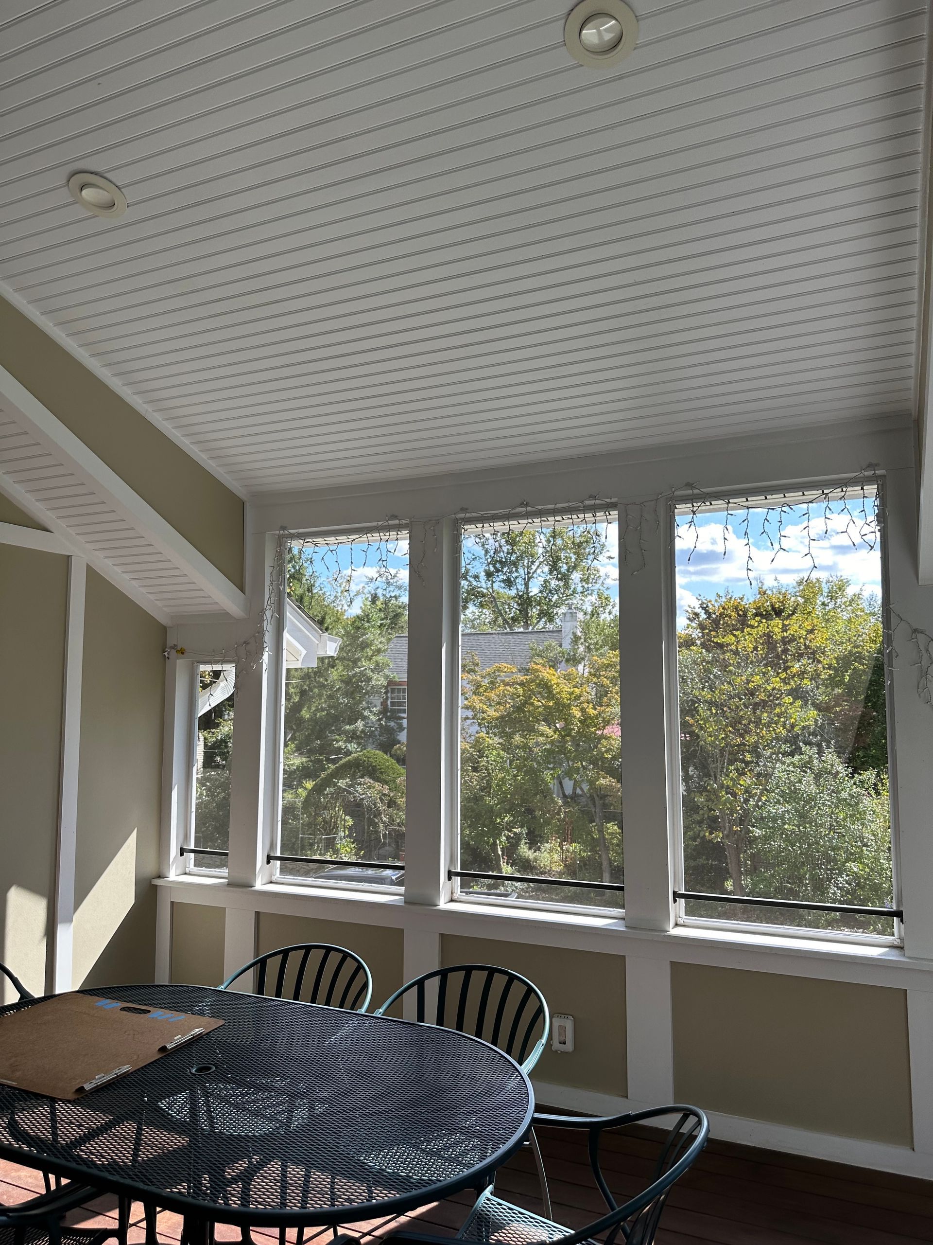 Portfolio image windows