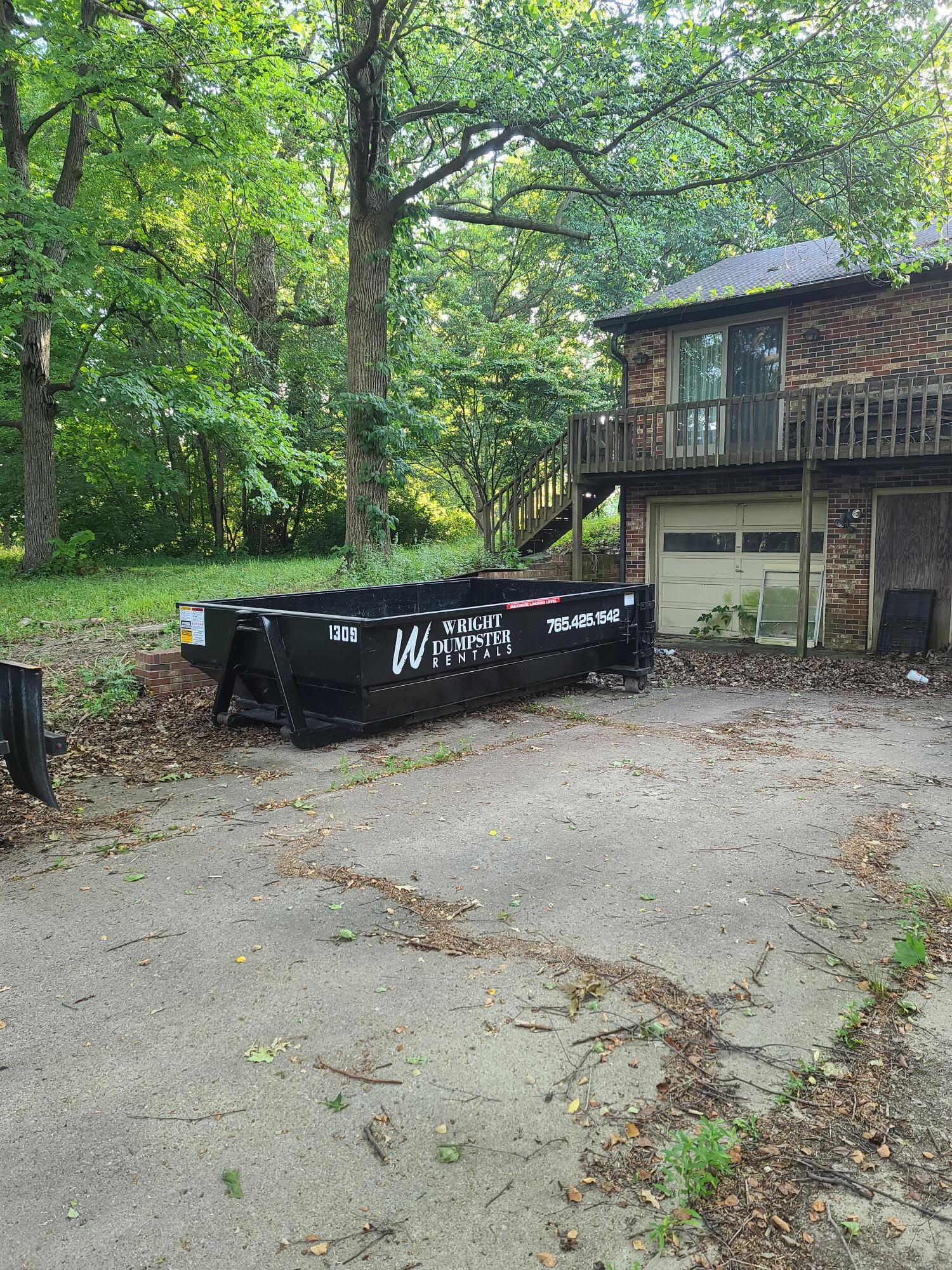 15 yard dumpster in driveway, reliable dumpster rental services, muncie, madison county in, wright dumpster rentals