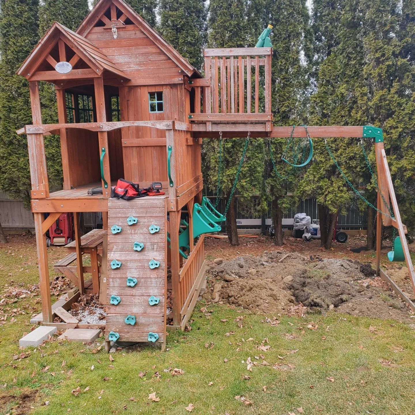 removing an old playset, demolition, residential junk removal