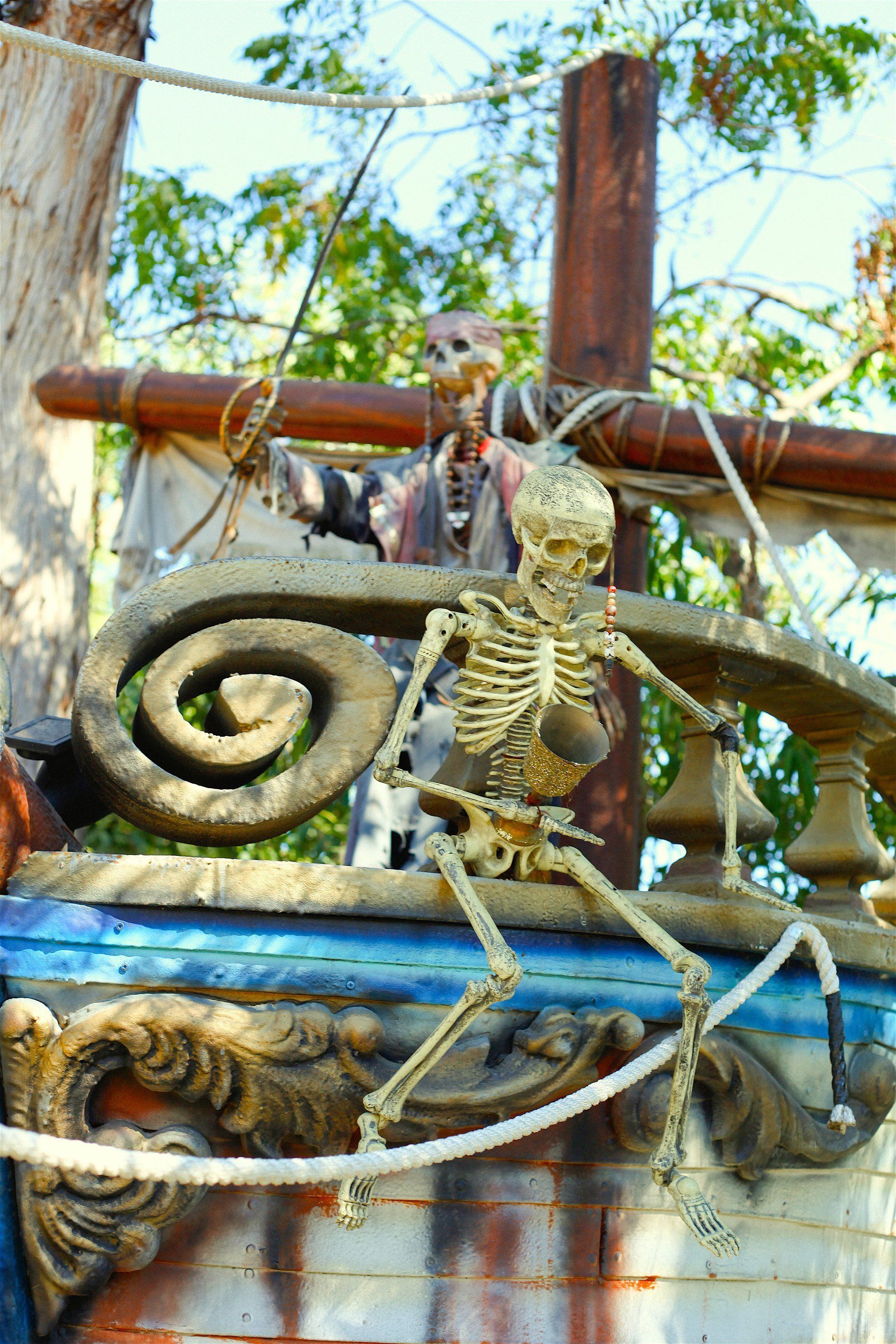 Sitting Skeleton